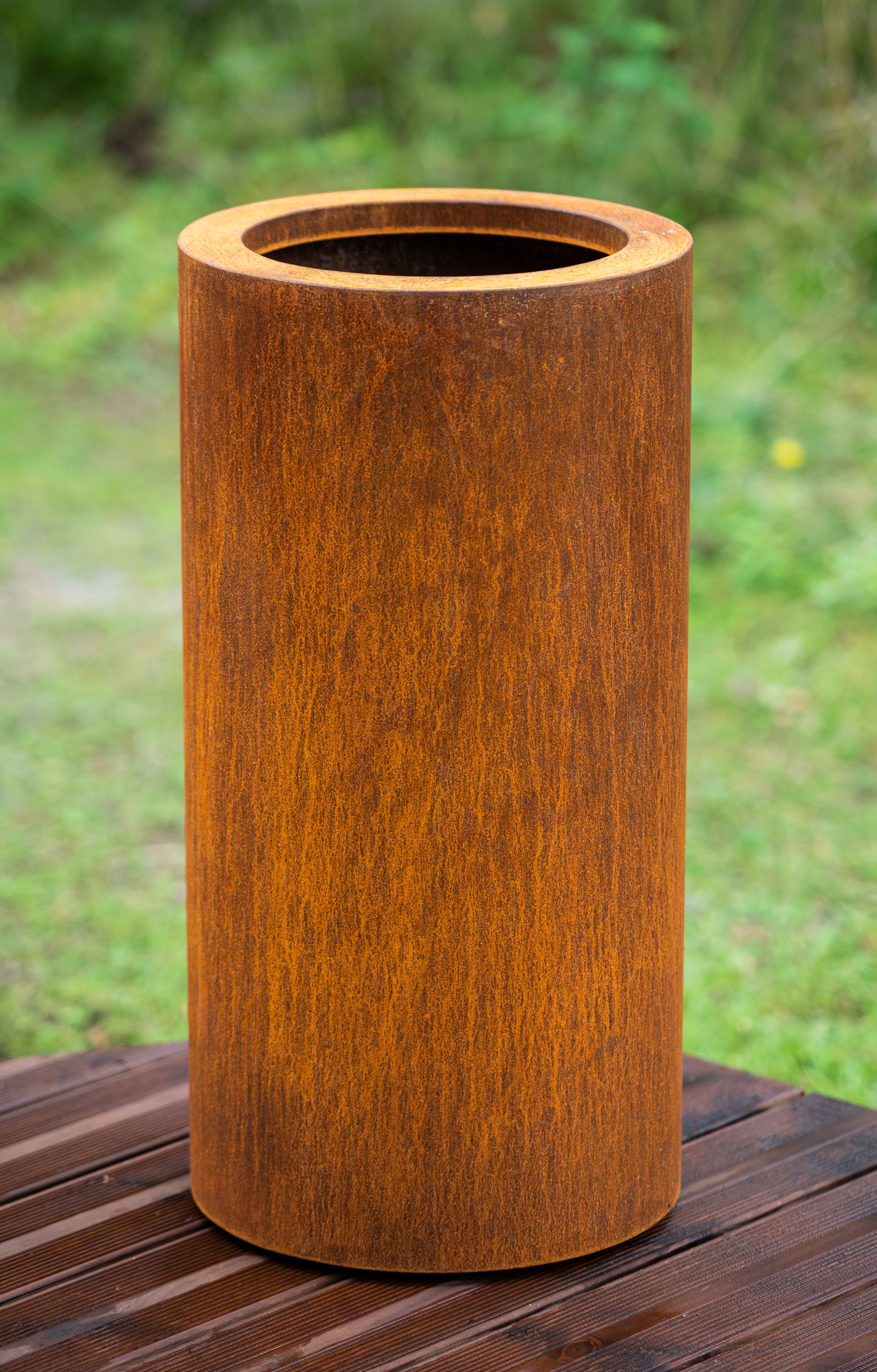 Cylindrical planters